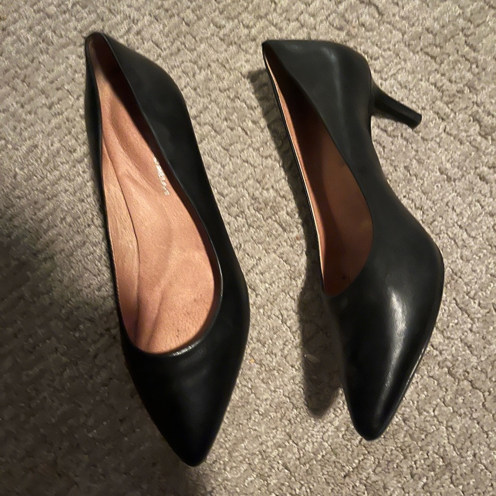Antonio Melani Black Heels
